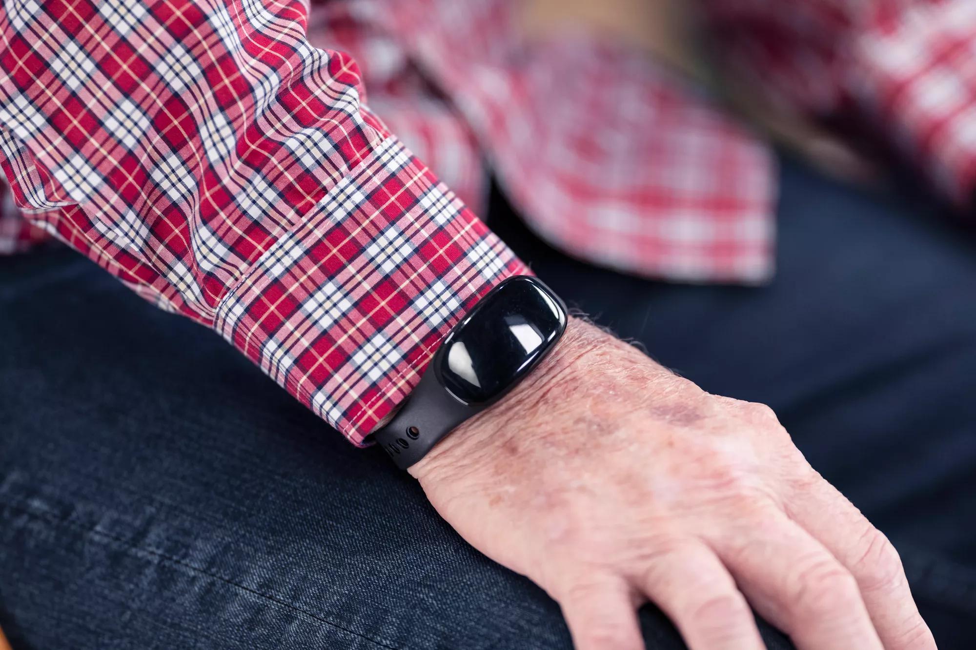 SH_SL_WGB_Resident_Wearable_narrow_2_2019