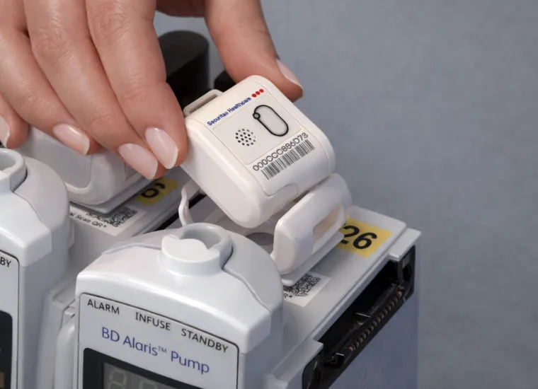SH_Hosp_AM_T12sb_tag_mounted_on_BD_Alaris_pump_2026.
