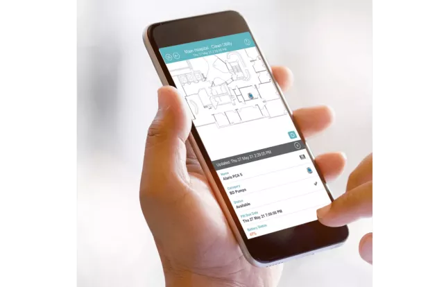 Caregiver accessing Securitas Healthcare's MobileView Locator Mobile App on their phone