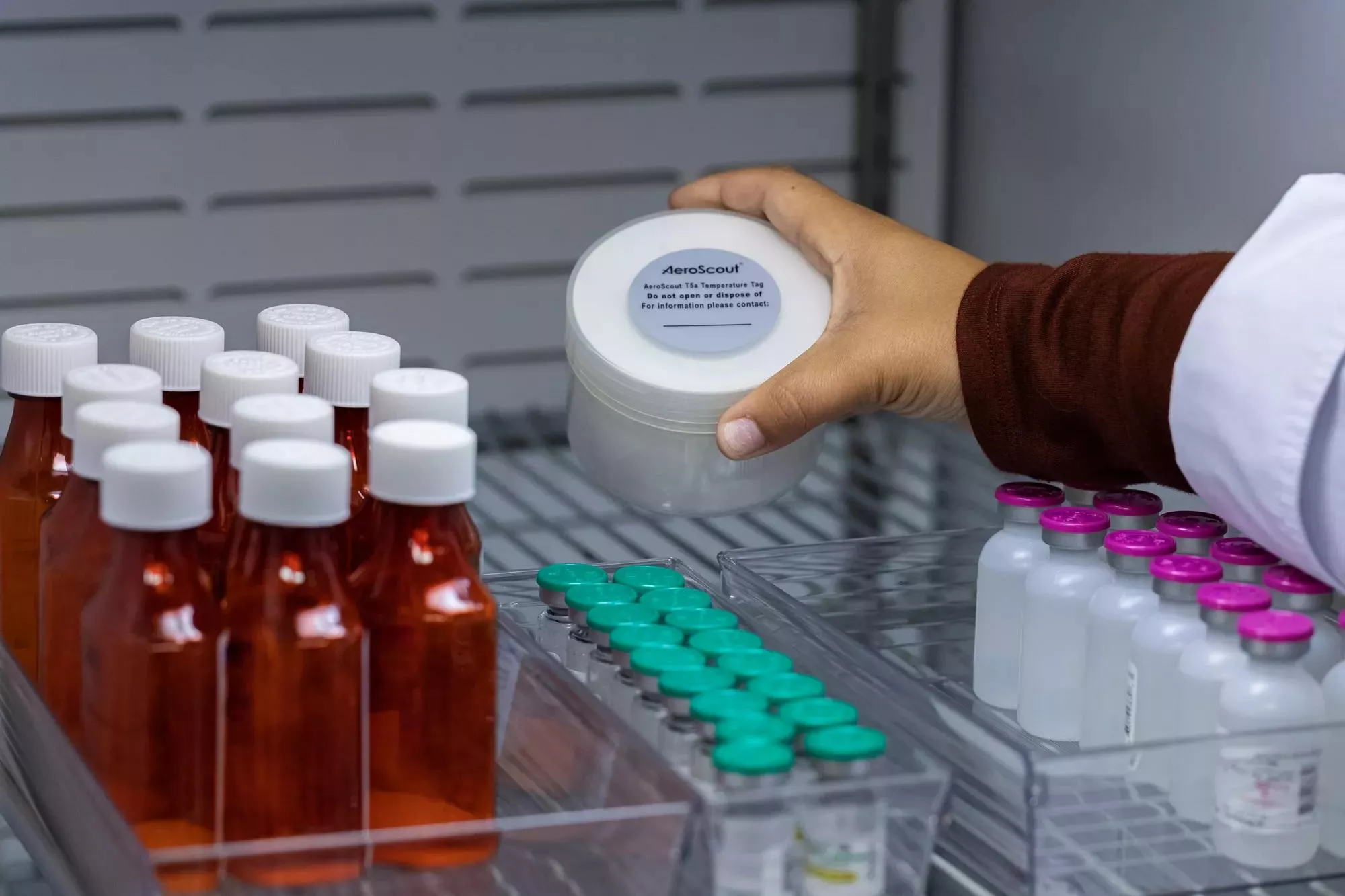 Links environmental monitoring used in a refrigerator with vials of medicine or vaccines. Securitas Healthcare.