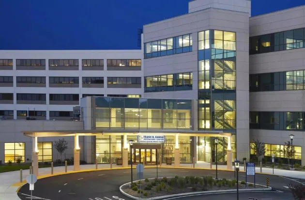 SH_Hosp_TidalHealth_Peninsula_Regional_Exterior