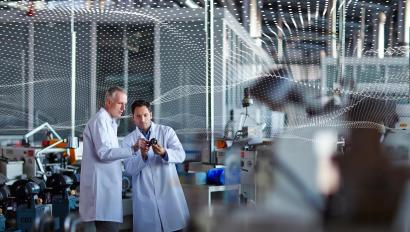 SecTech_2022_LabEmployees_AdobeStock_357286159_Dot